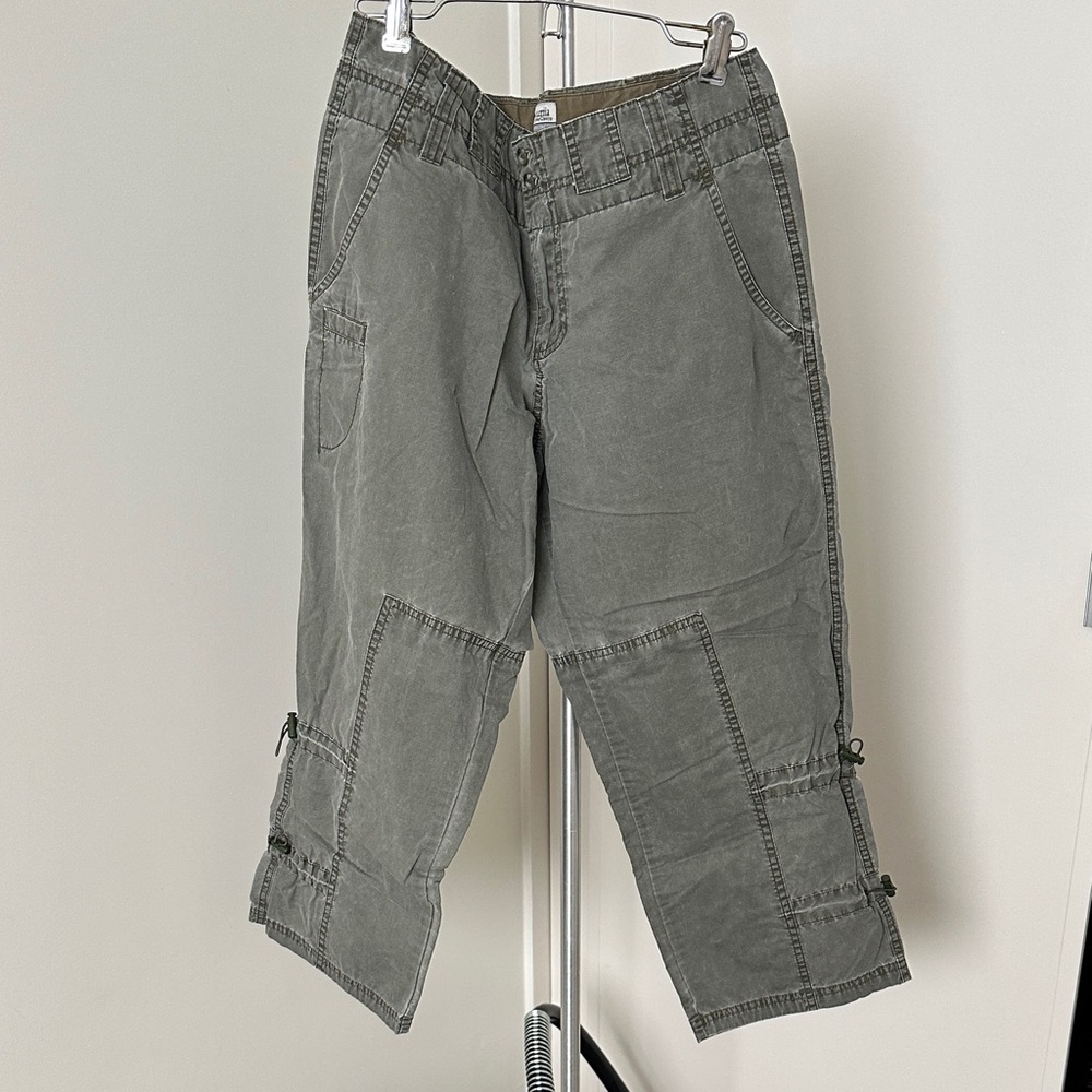 Columbia Olive Green Women's Cargo Capris